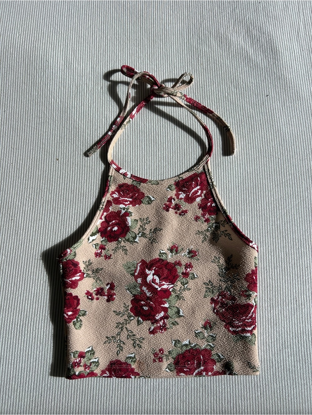 Streetwear Society Beige Floral Halter Crop Top with Red Rose Print